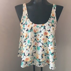 💐Beautiful Soprano Floral Crop Top